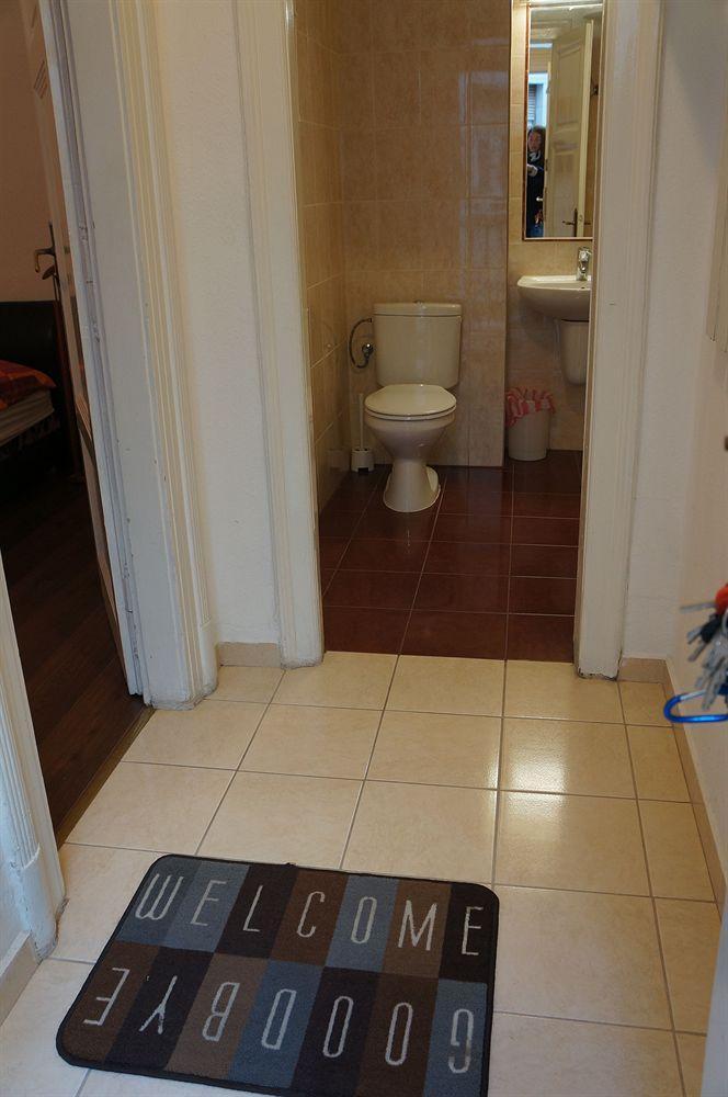 Corso Apartment บูดาเปสต์ ภายนอก รูปภาพ