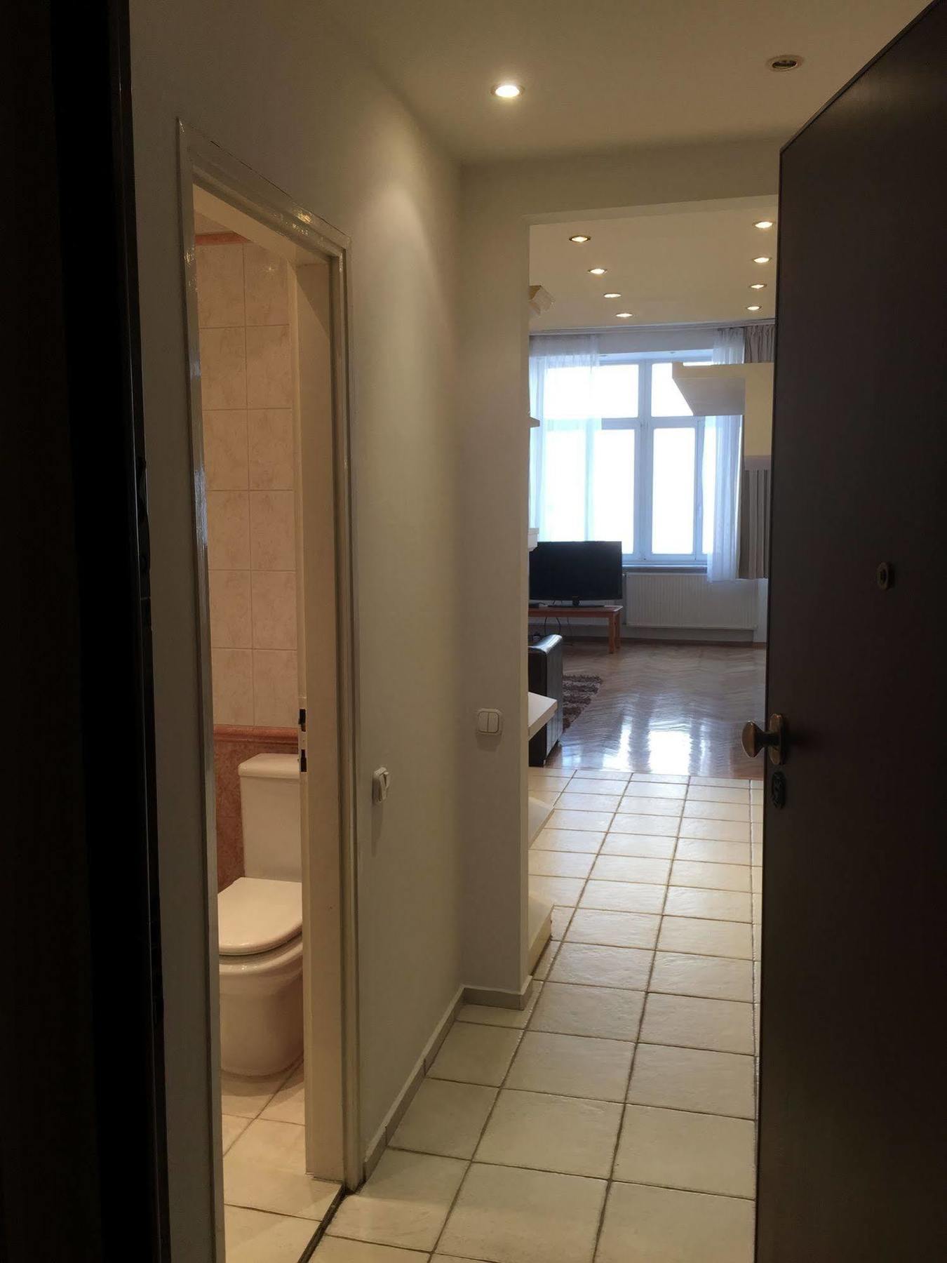 Corso Apartment บูดาเปสต์ ภายนอก รูปภาพ